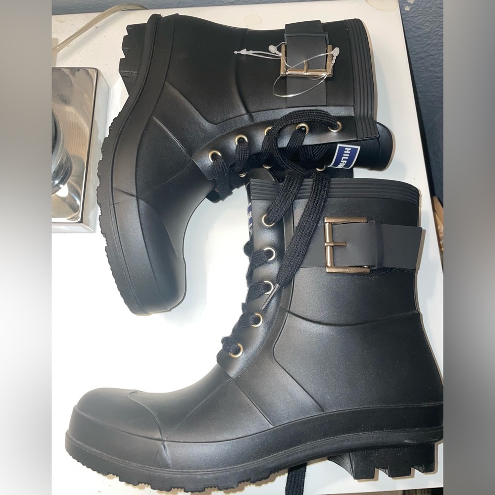 Tommy Hilfiger Short Rain Boots with Buckle
